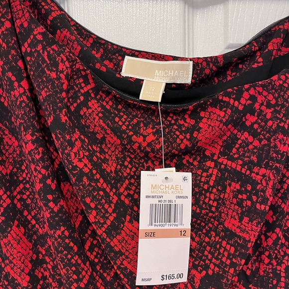 Dress - Picture 3 of 3